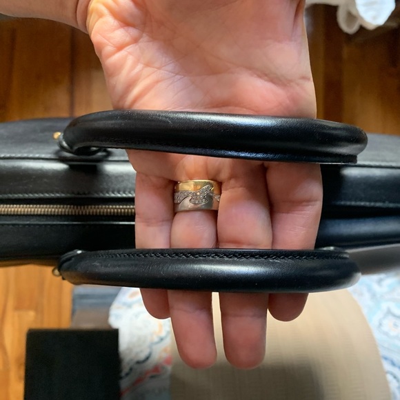 Gucci black leather Rajah tiger top handle tote overnight bag weekender - Picture 7 of 16